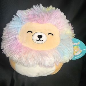 8" Leonard (With Closed Eyes) the Lion Squishmallow